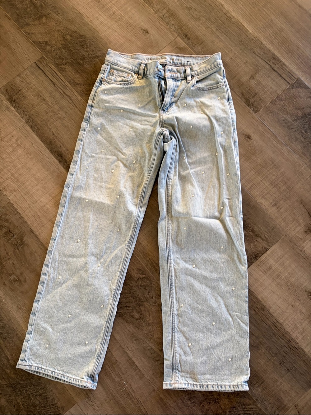 American Eagle Outfitters Light Blue Jeans with Pearl Studs